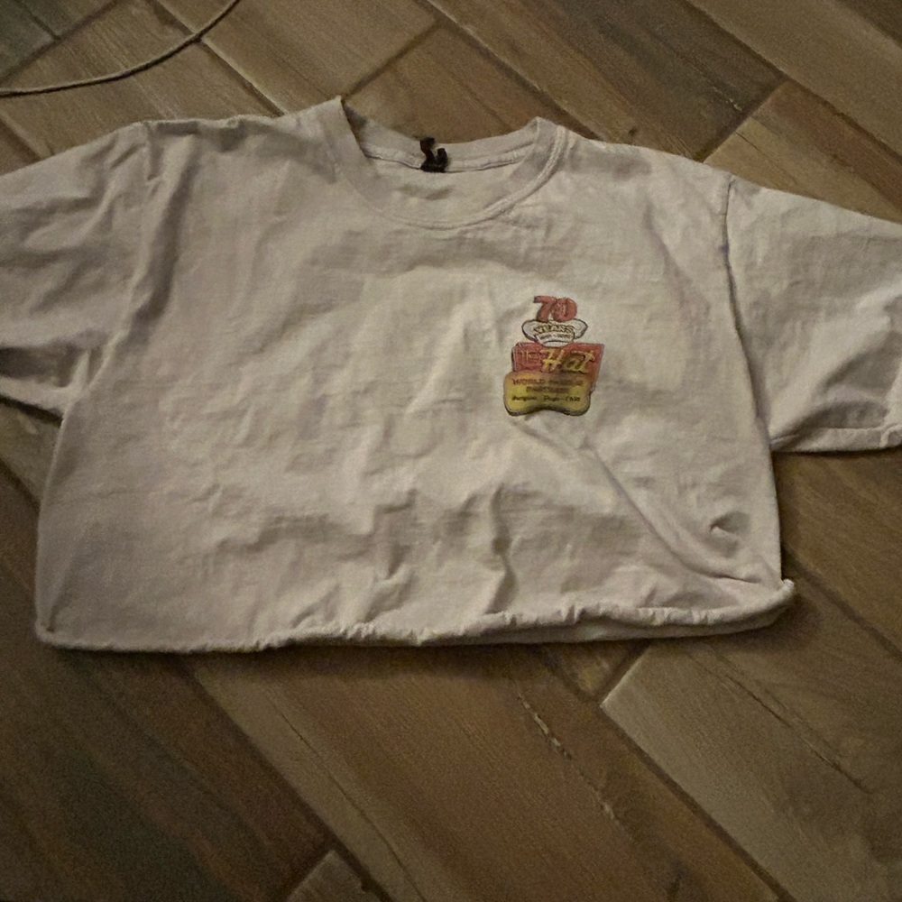 The Hat cropped shirt